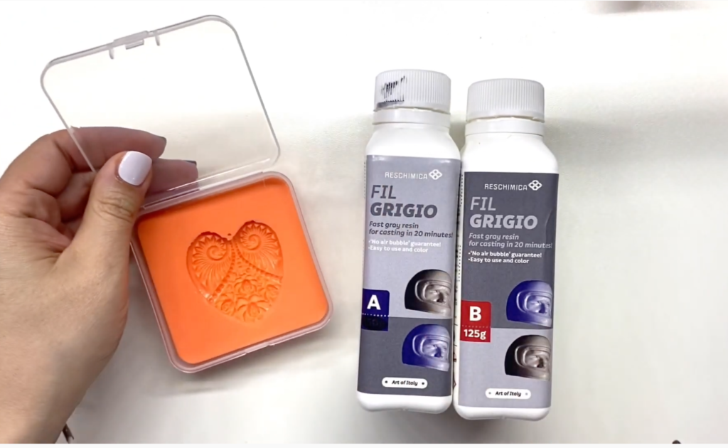 Riprodurre oggetti in resina in 20 minuti: tutorial step by step