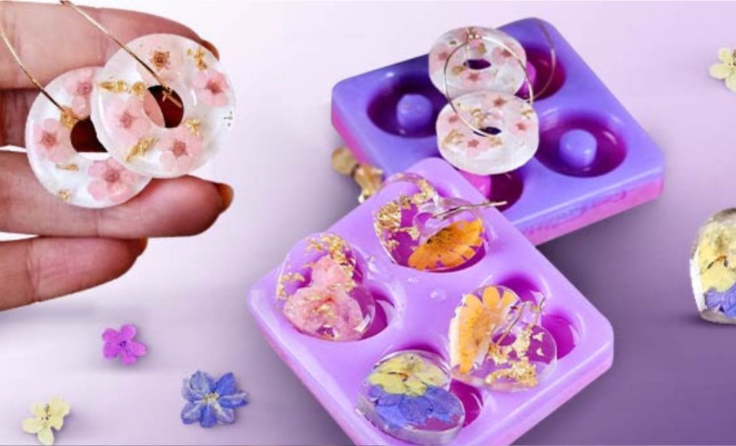 Bijoux Chunky en Résine: la nouvelle frontière de l’artisanat créatif