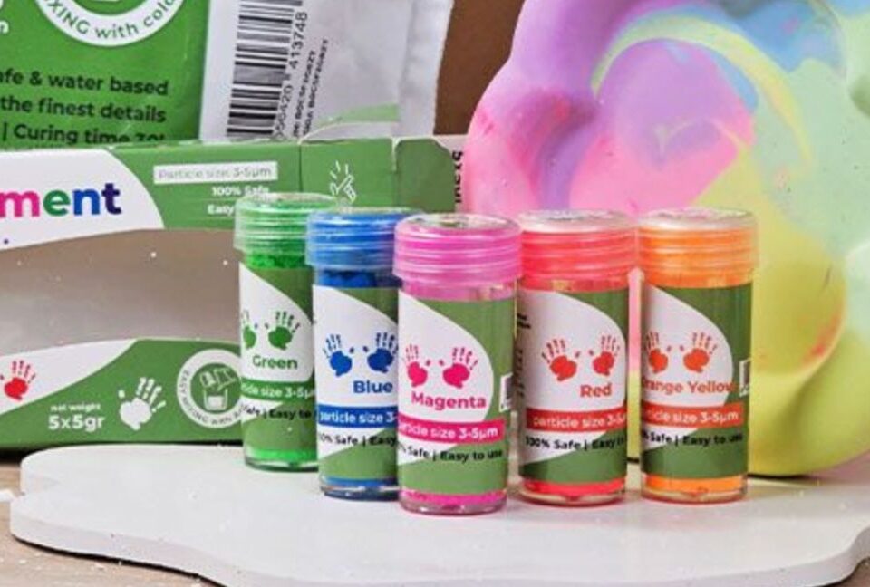 come si colora il gesso